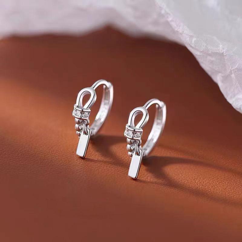 Knot Hoop Earring Product Image