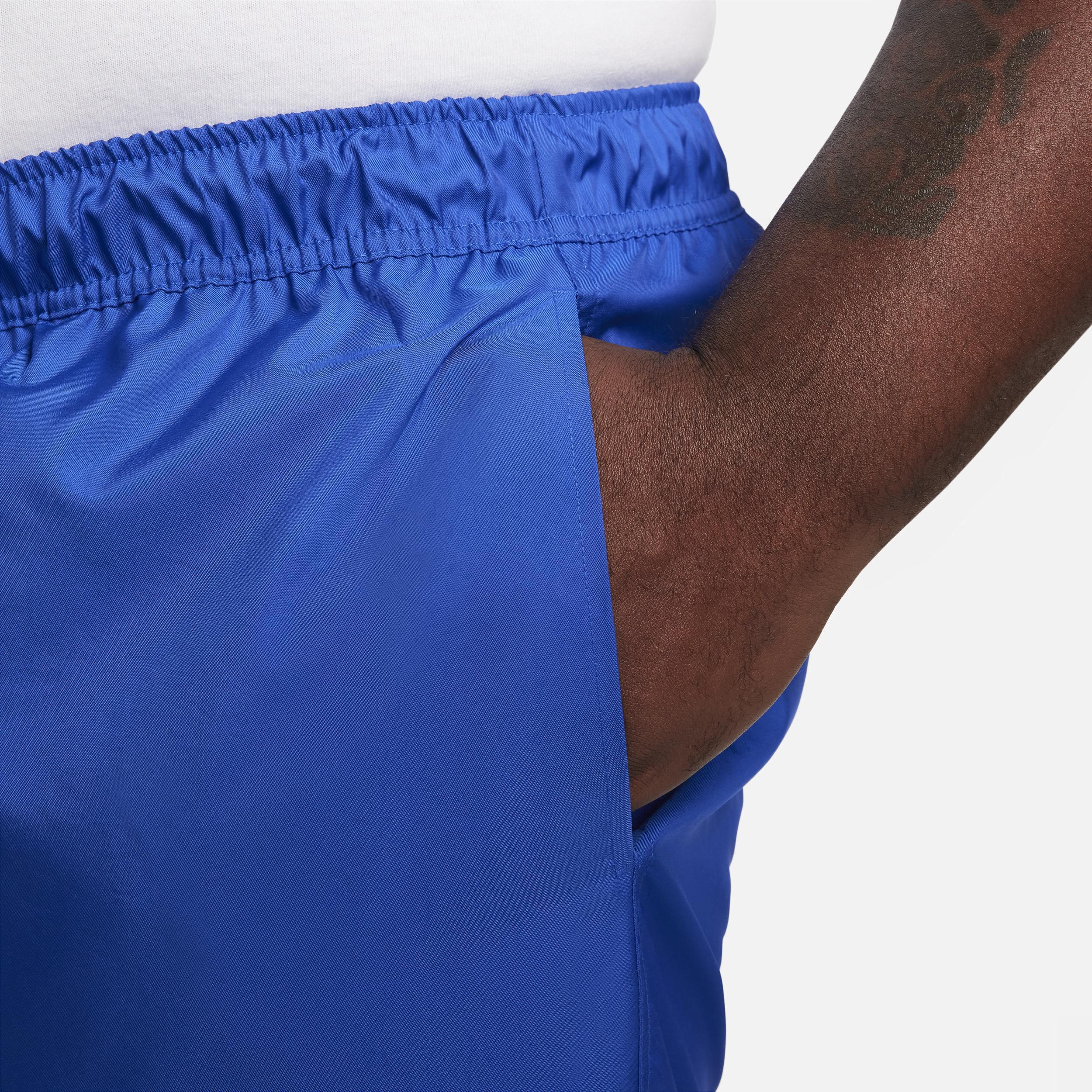 Nike Men's Club Woven Flow Shorts Product Image