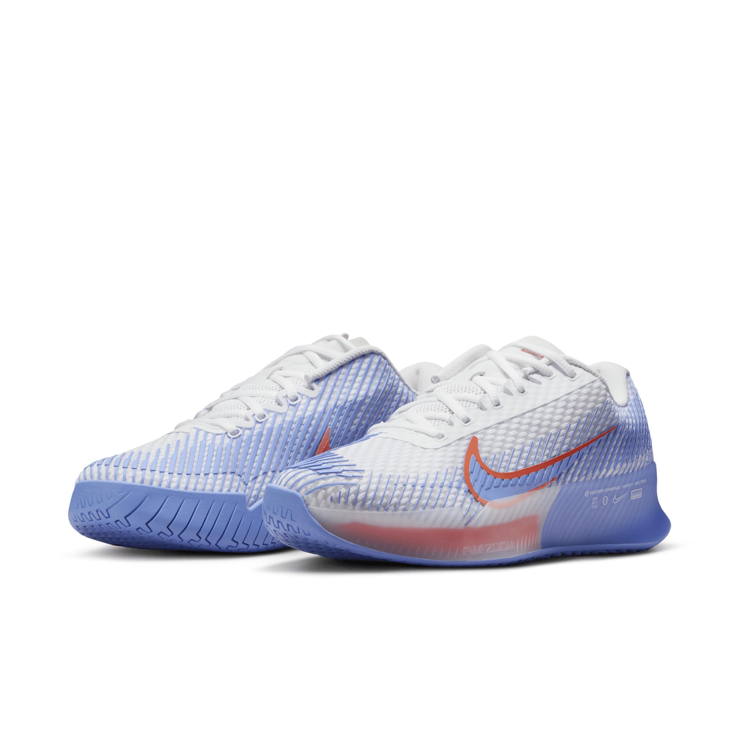 Nike Women's Court Air Zoom Vapor 11 Hard Court Tennis Shoes Product Image