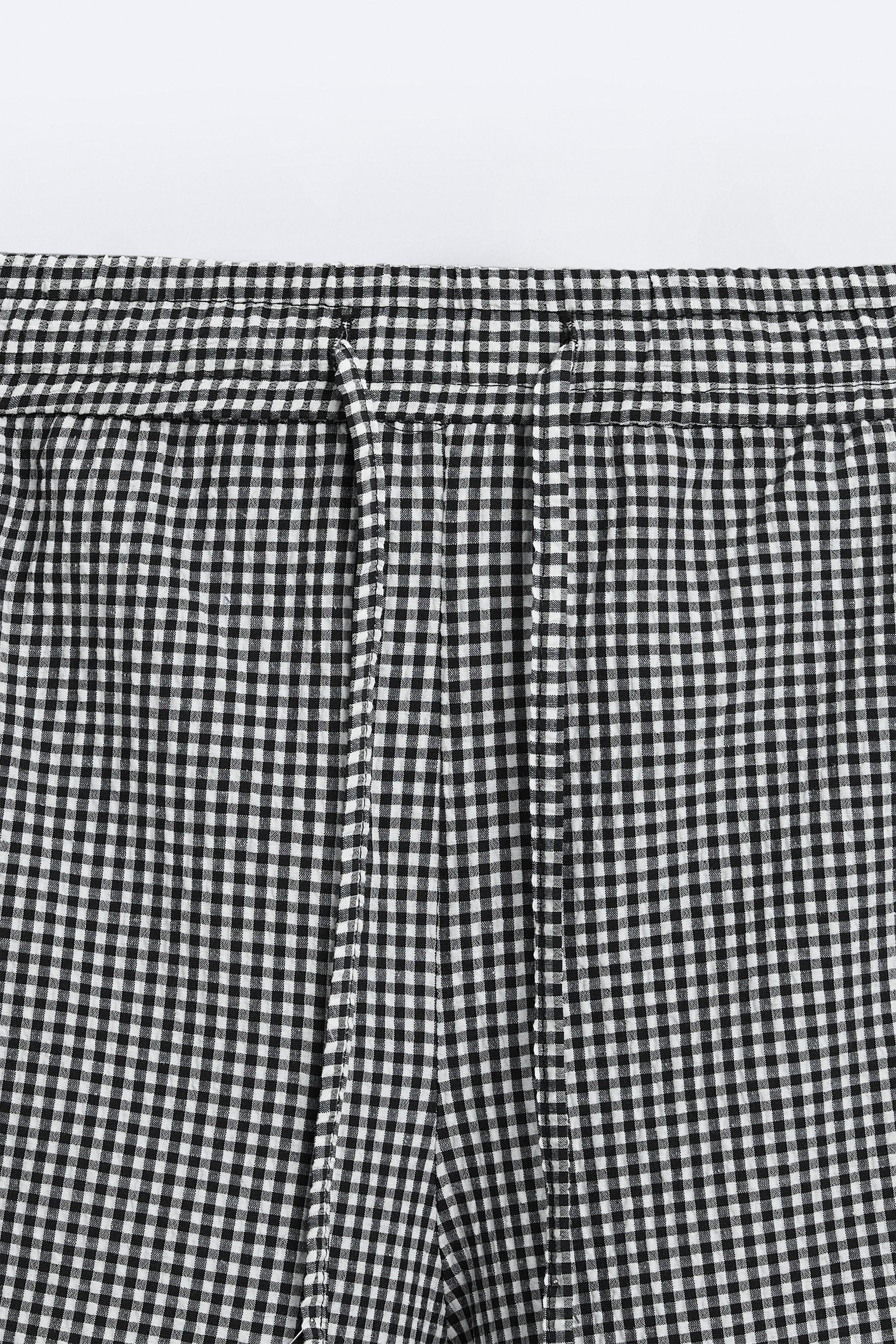 PLAID SEERSUCKER SHORTS Product Image