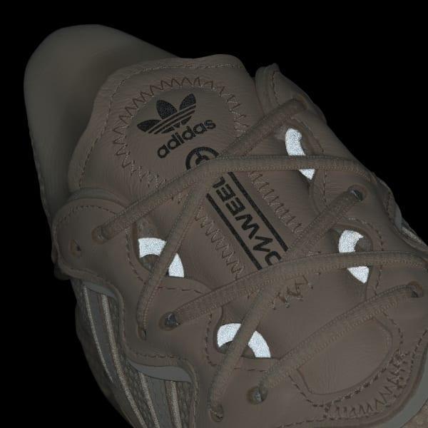 OZWEEGO Shoes Product Image