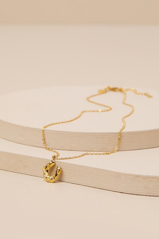 Horse Shoe Gold Charm Necklace Product Image