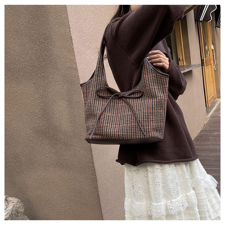 Plaid Bow Tote Bag Product Image