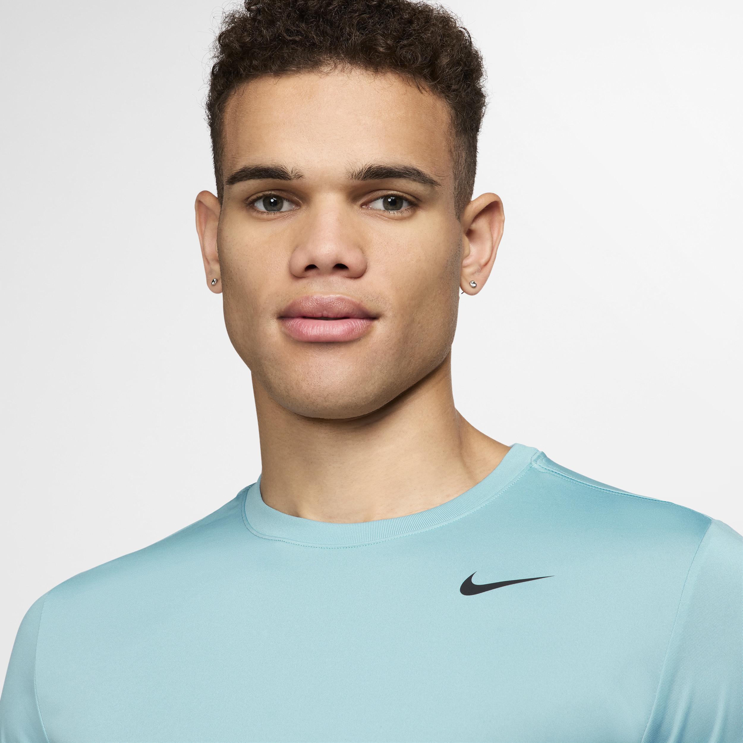 Nike Dri-FIT Legend Men's Fitness T-Shirt Product Image