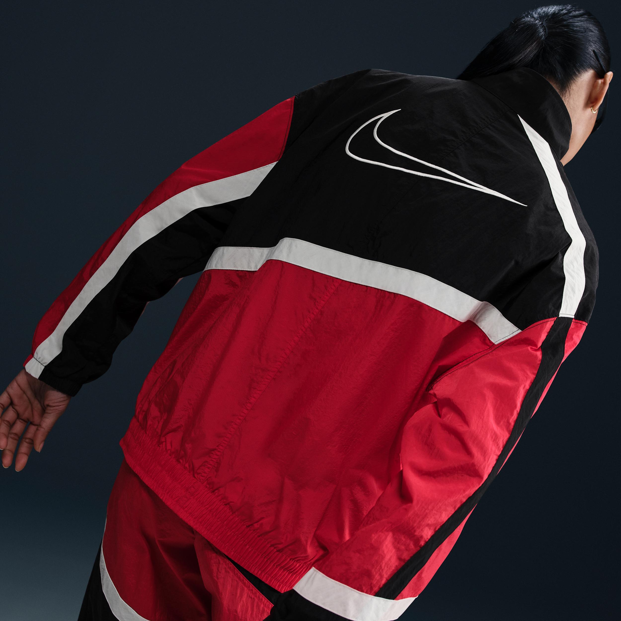 Nike Sportswear Women's Oversized Woven Jacket Product Image