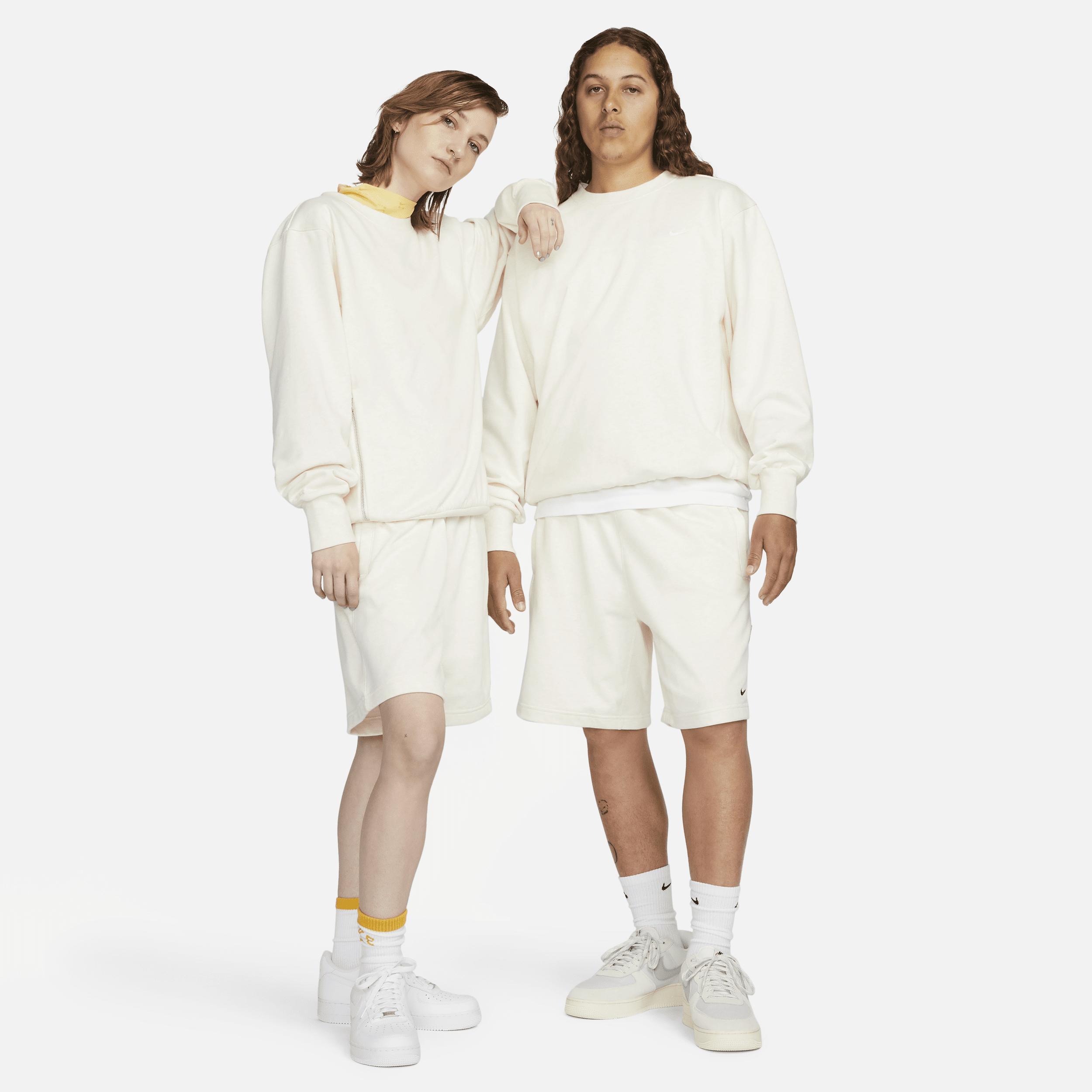 Nike Dri-FIT Standard Issue Crewneck Sweatshirt Product Image