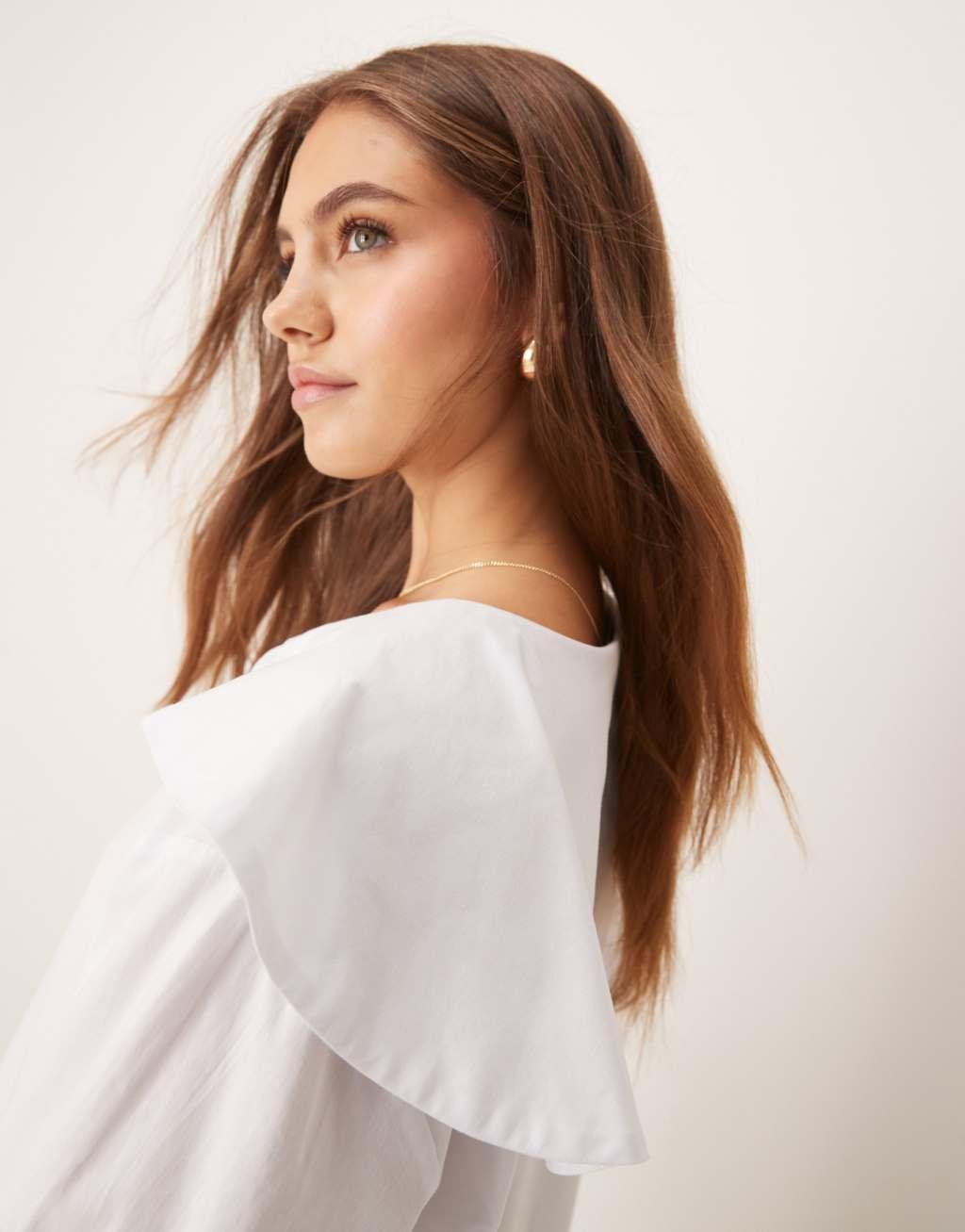 ASOS DESIGN poplin oversized collar shirt in white Product Image