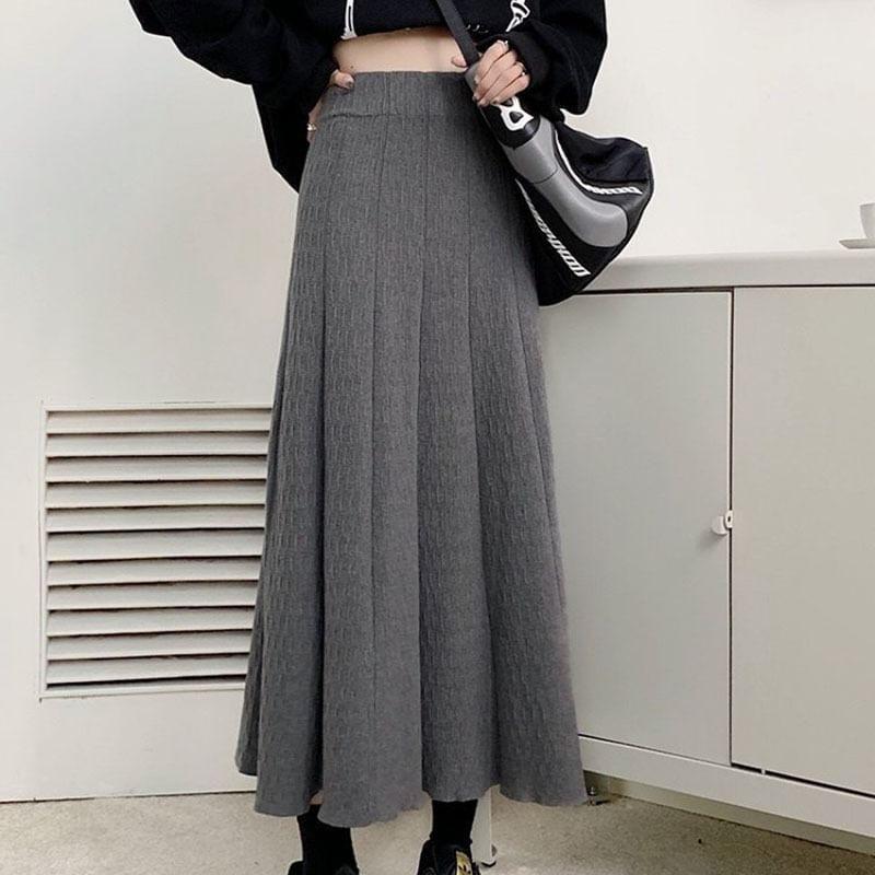 High Rise Plain Pleated Knit Midi A-Line Skirt Product Image