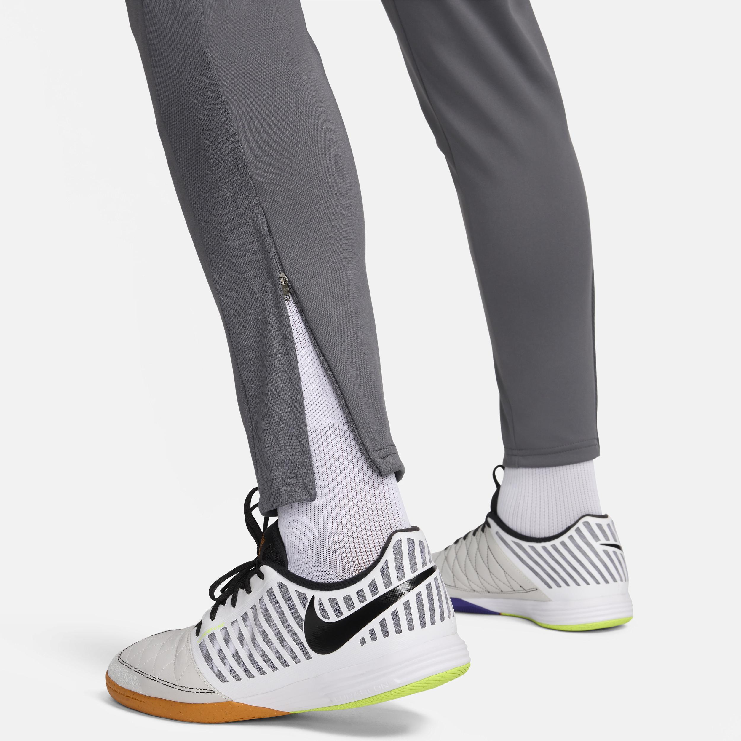 Nike Men's Dri-FIT Academy Dri-FIT Soccer Pants Product Image