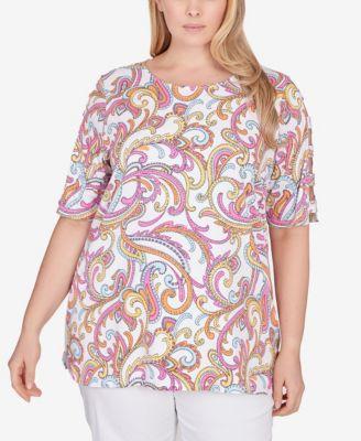 Plus Size Paisley Top Product Image