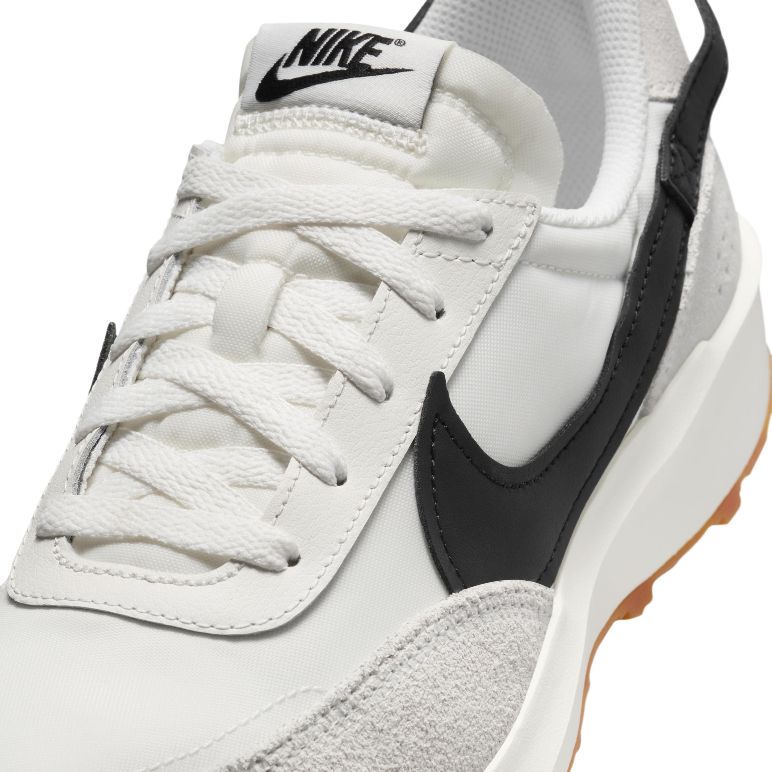 Nike Waffle Debut Womens Shoes Product Image