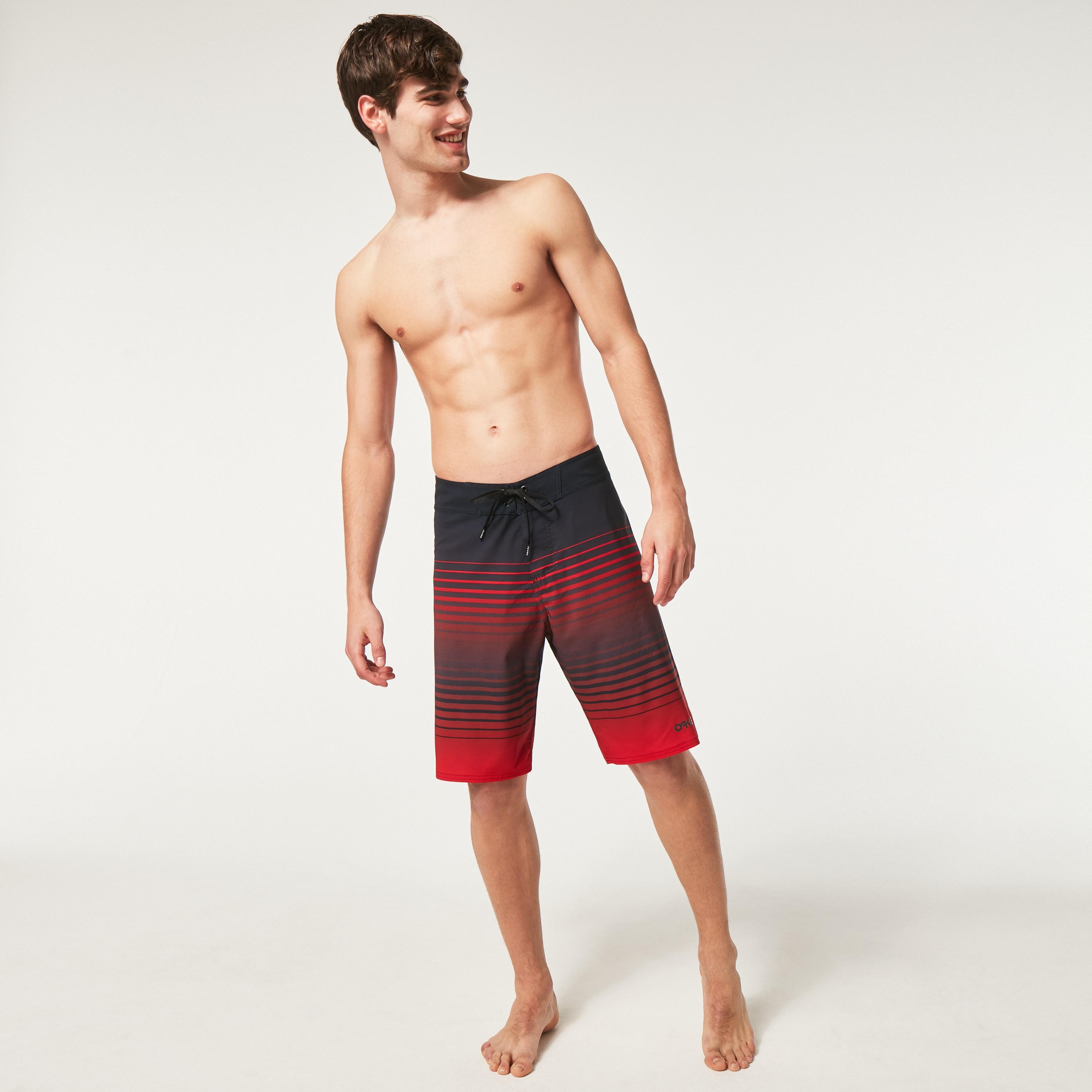 Oakley Men's Fade Out 21 Rc Boardshort Size: 31 Product Image