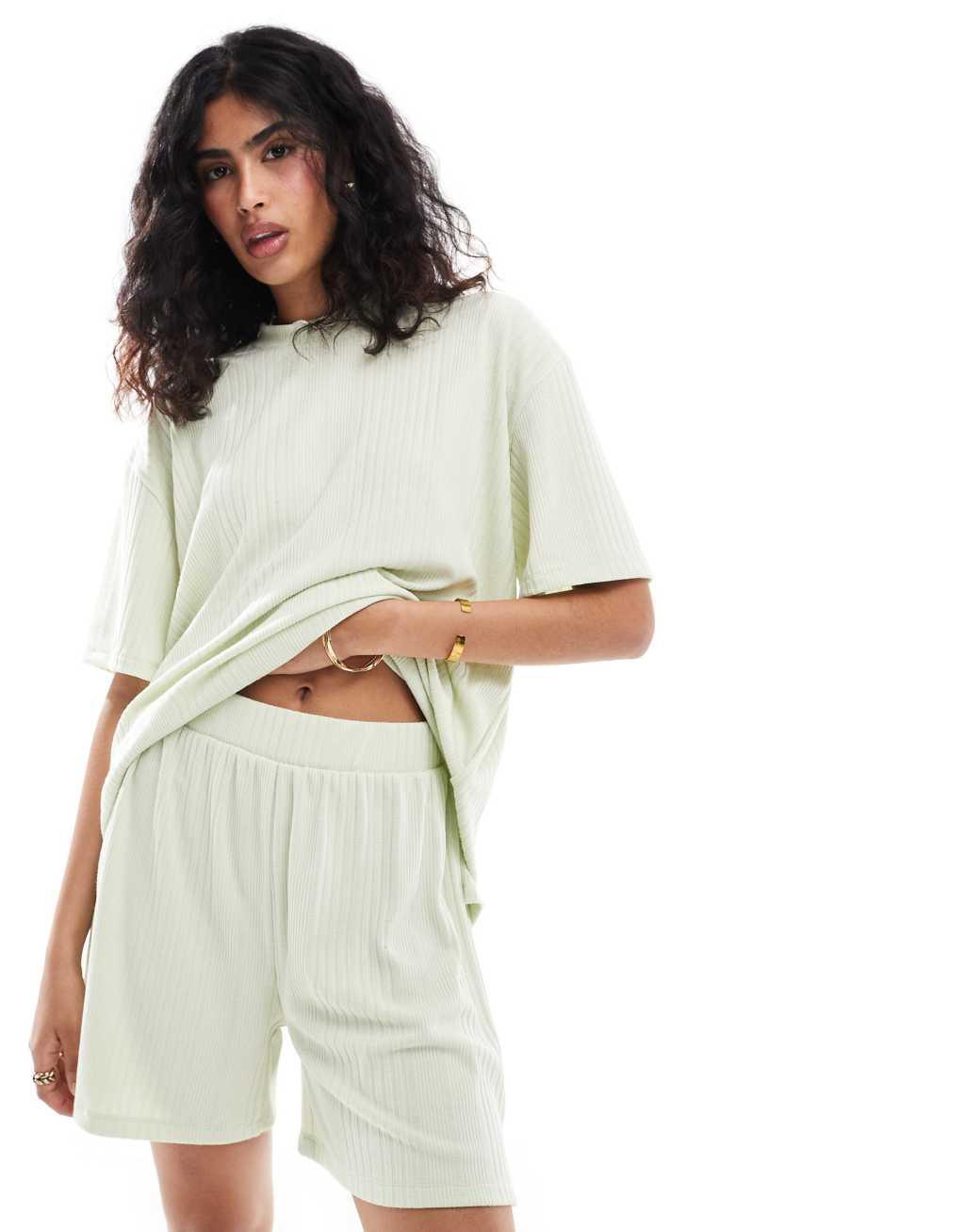 ASOS DESIGN textured shorts in green Product Image