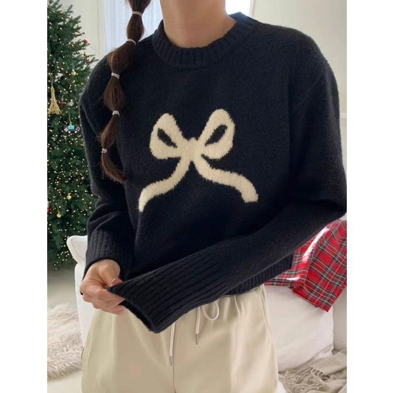 Long-Sleeve Round Neck Bow Print Sweater Product Image