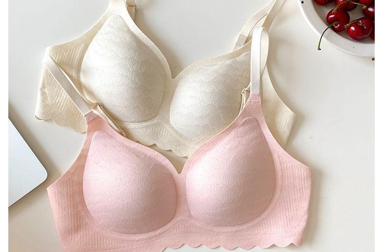 Wireless Lace Bra Product Image