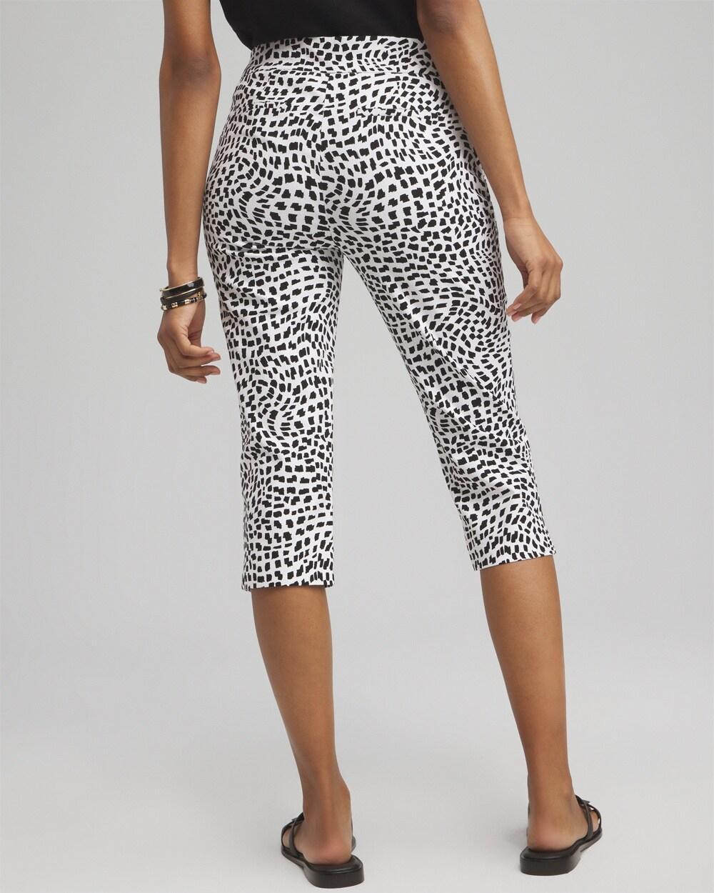 Brigitte Square Print Capris Product Image