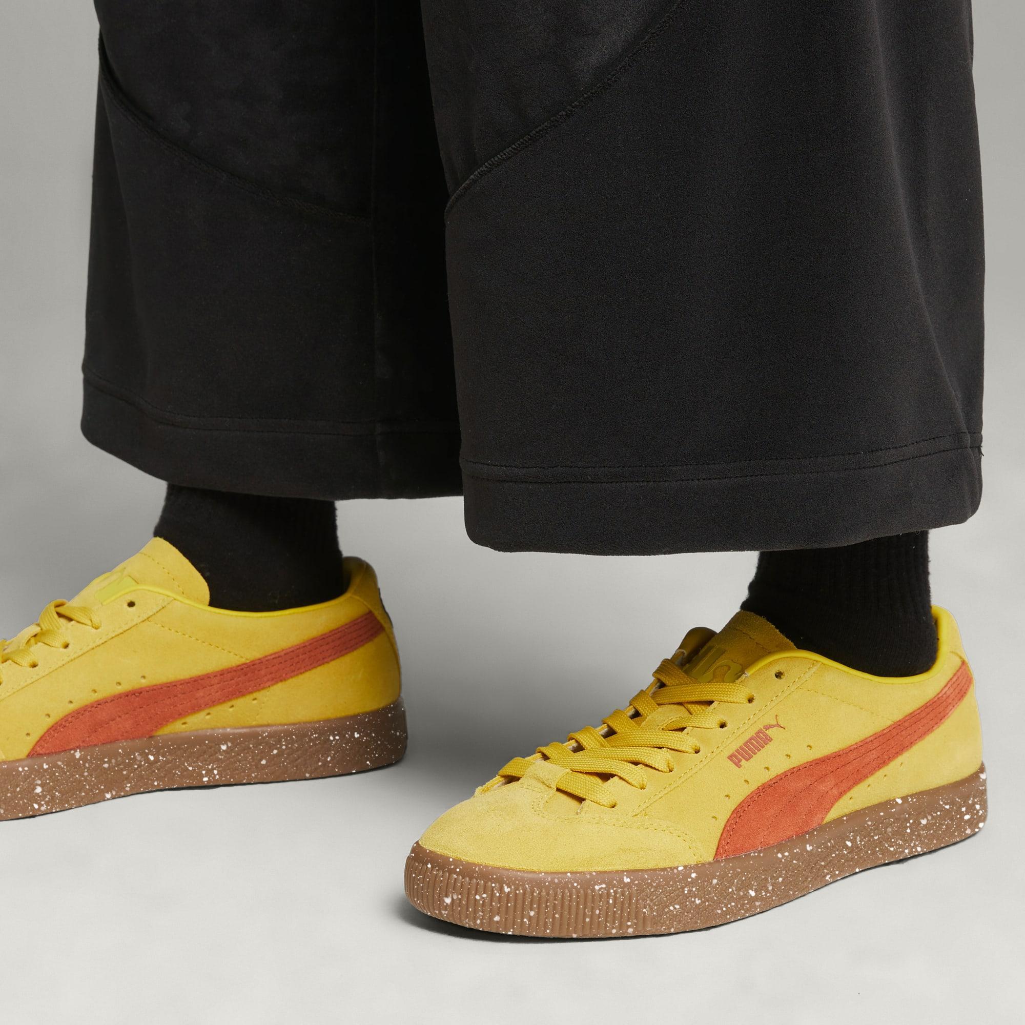 PUMA x PERKS AND MINI Suede VTG Men's Sneakers Product Image