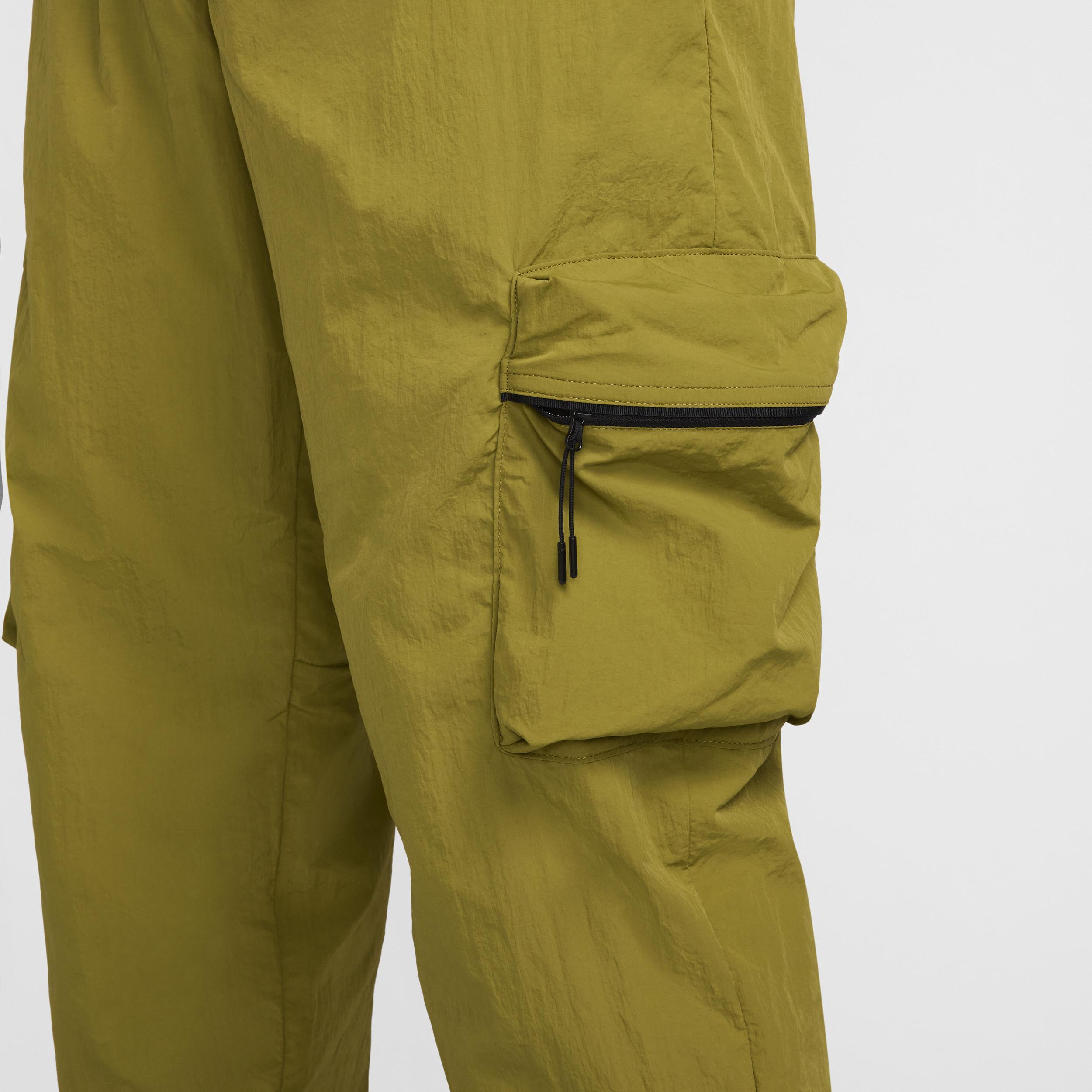 Nike Mens Tech Woven Cargo Pants Product Image