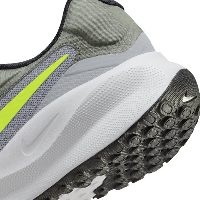 Nike Men's Revolution 7 Road Running Shoes Product Image