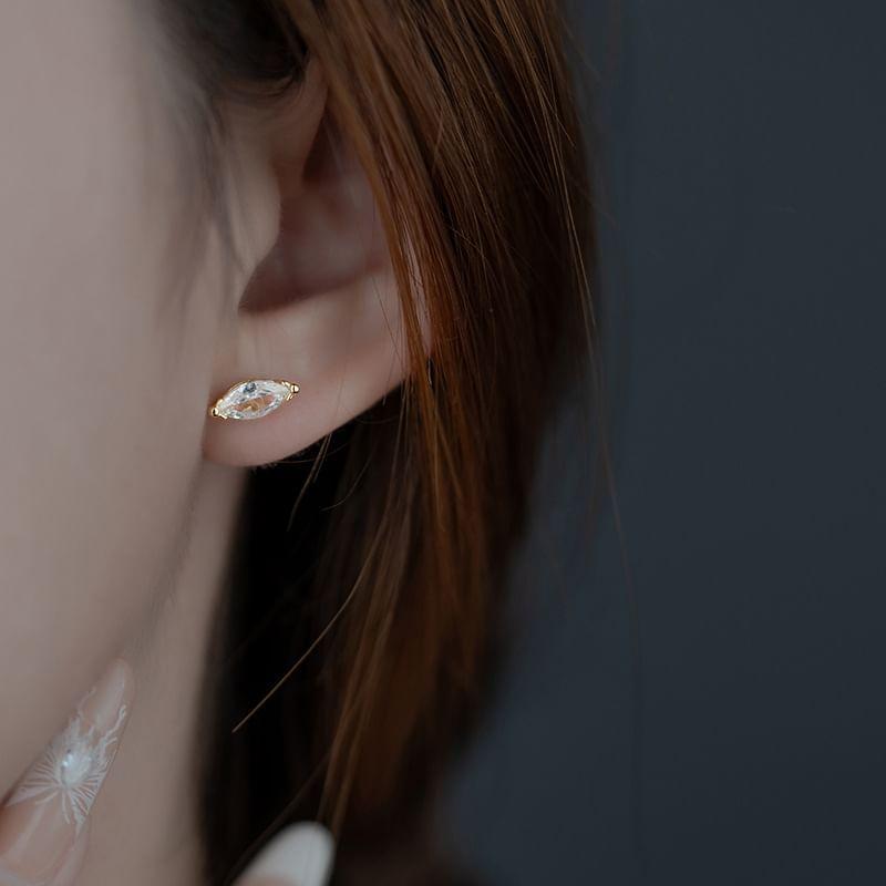 Rhinestone Alloy Stud Earring Product Image