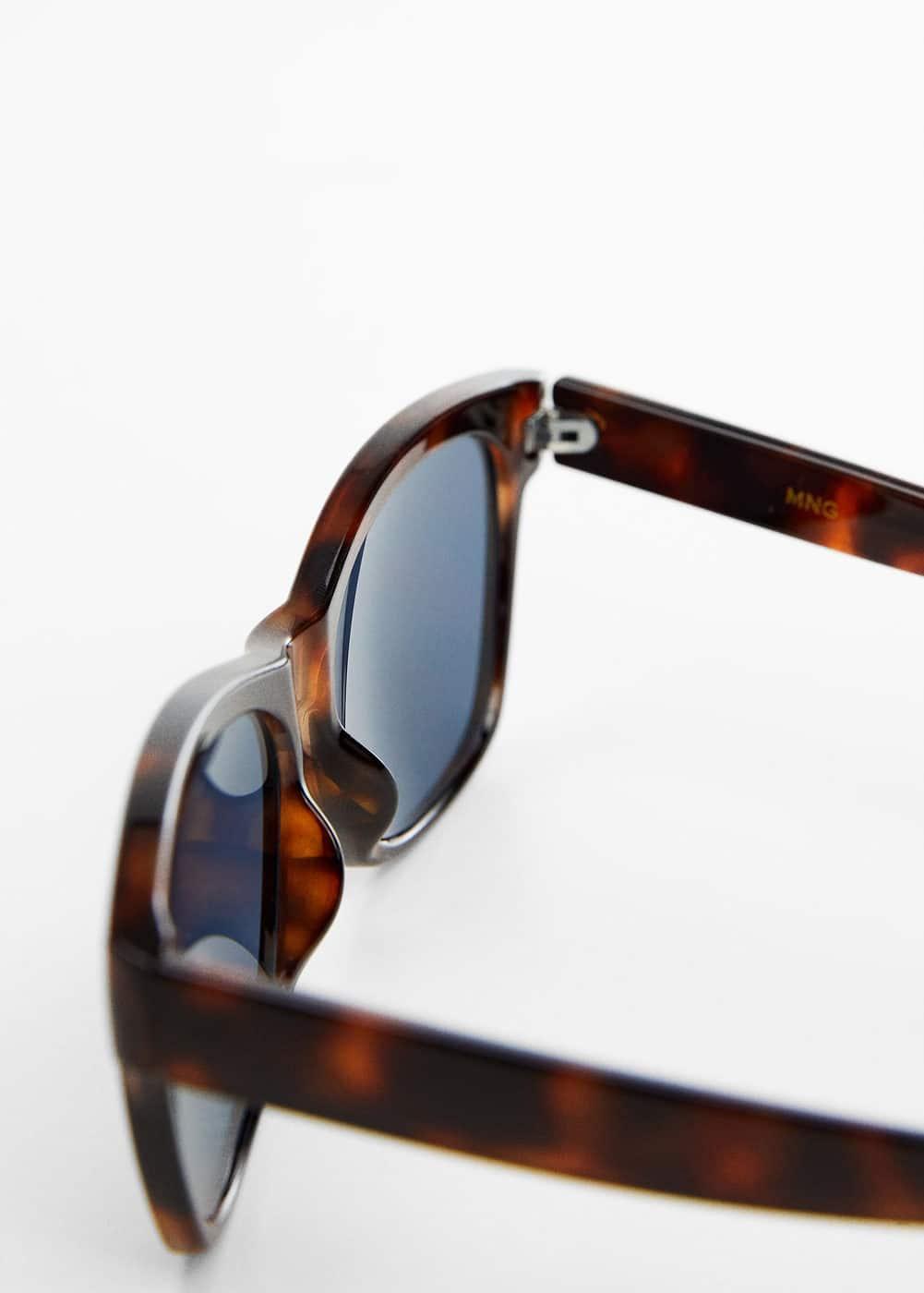 Acetate frame sunglasses - Women | MANGO USA Product Image