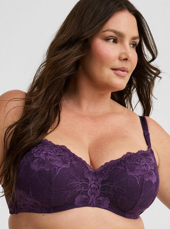 Balconette Lightly Lined Bra Product Image