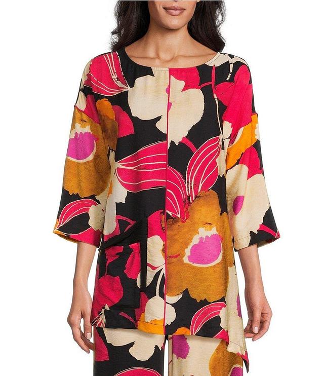 IC Collection Woven Floral Print Round Neck 3/4 Sleeve Asymmetric Hem Tunic Product Image