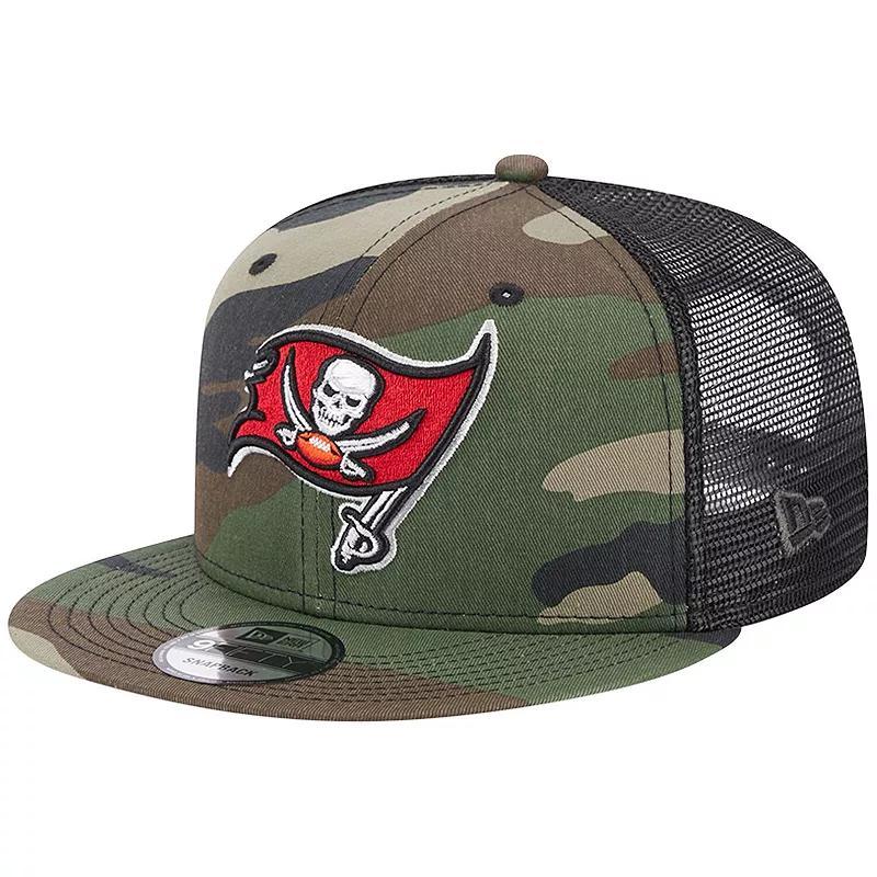 Mens New Era Camo Tampa Bay Buccaneers Classic Trucker 9FIFTY Snapback Hat Product Image