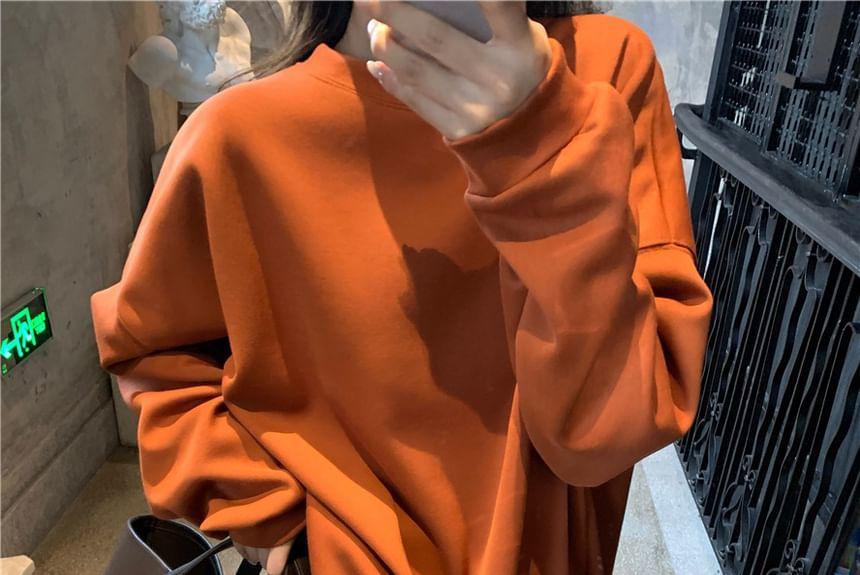 Round Neck Plain Oversized Pullover Product Image