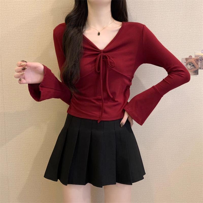 Long-Sleeve V-Neck Plain Bow Accent Ruched Slim Fit Crop Tee Product Image