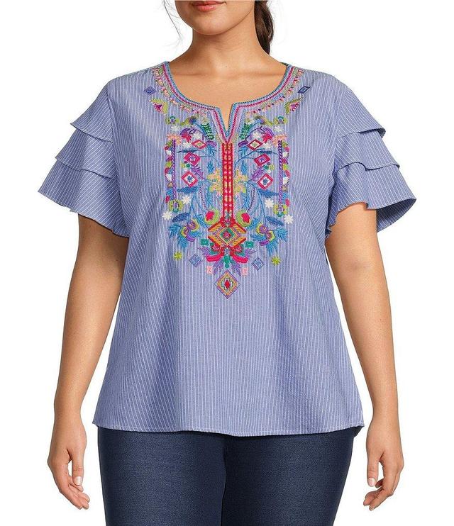 Calessa Plus Size Embroidered Patchwork Split V-Neck Short Sleeve Blouse Product Image