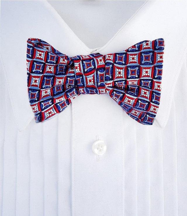 Cremieux Interlocking Diamond Print Woven Silk Bow Tie Product Image