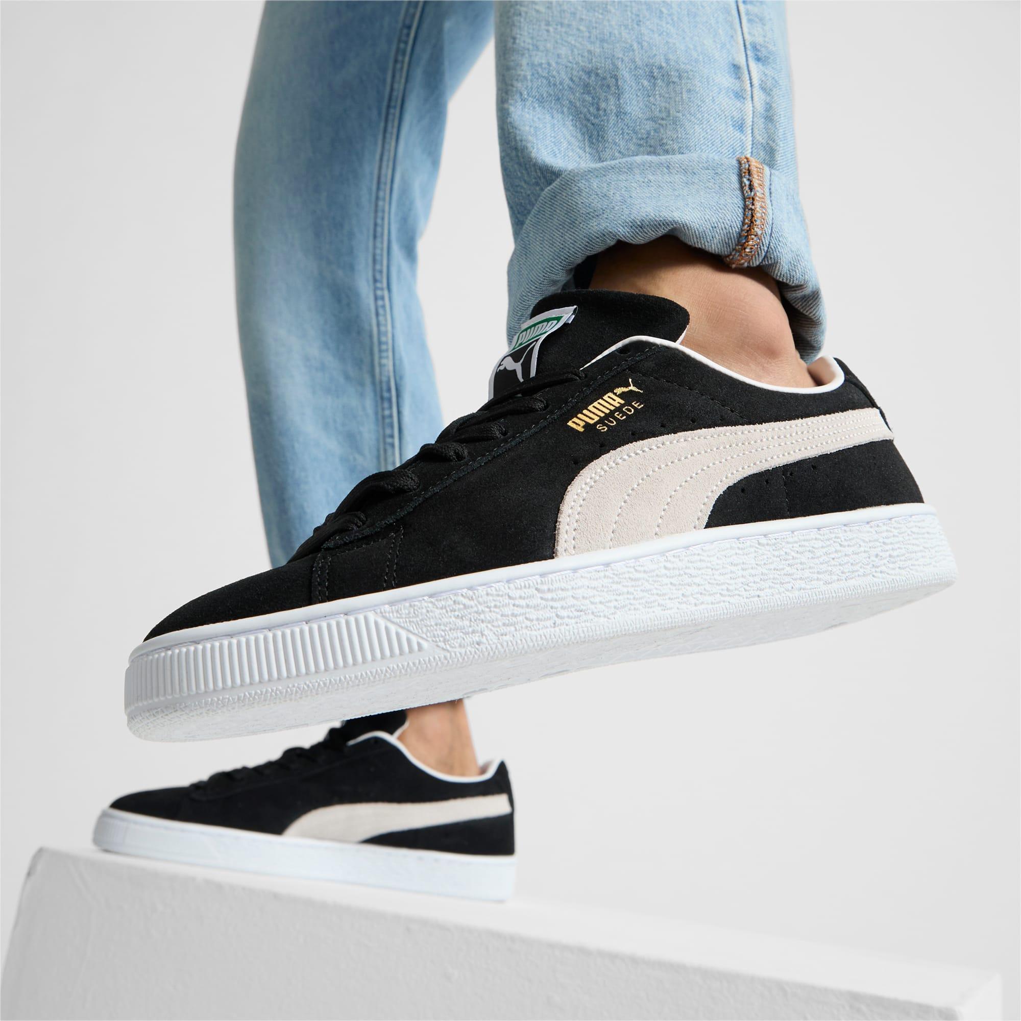 Suede Classic XXI Sneakers Product Image