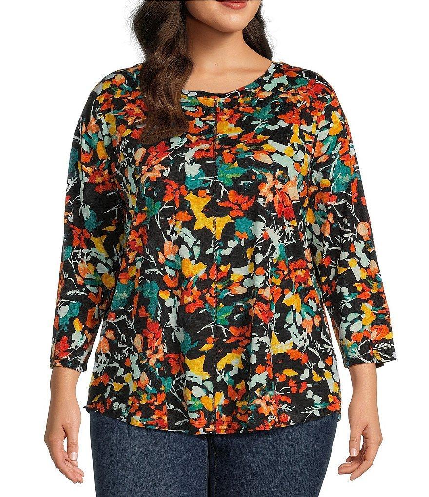 Westbound Plus Size Midnight Floral Print 3/4 Sleeve Knit Crew Neck Top Product Image