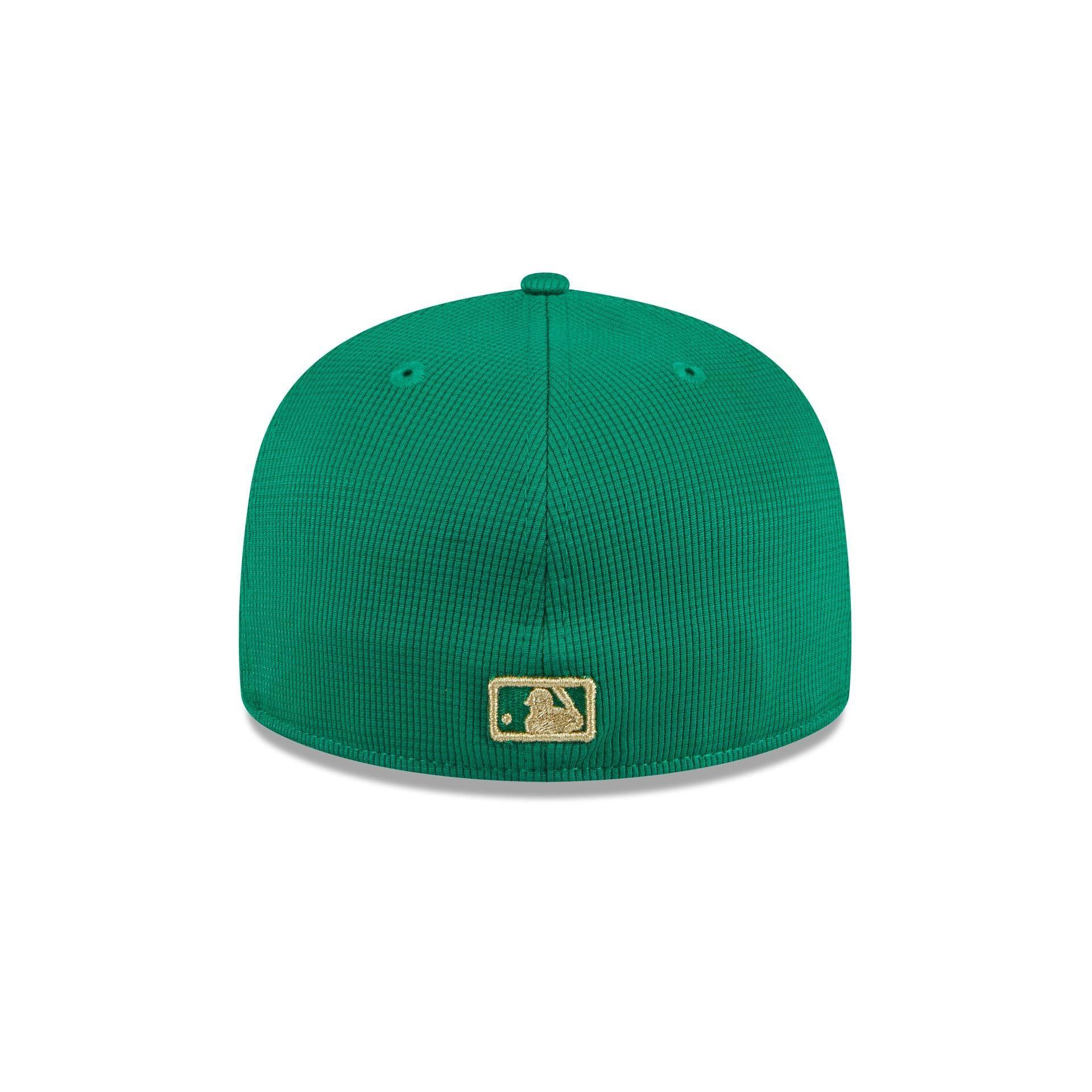 Cincinnati Reds St. Patrick's Day 2024 59FIFTY Fitted Hat Male Product Image