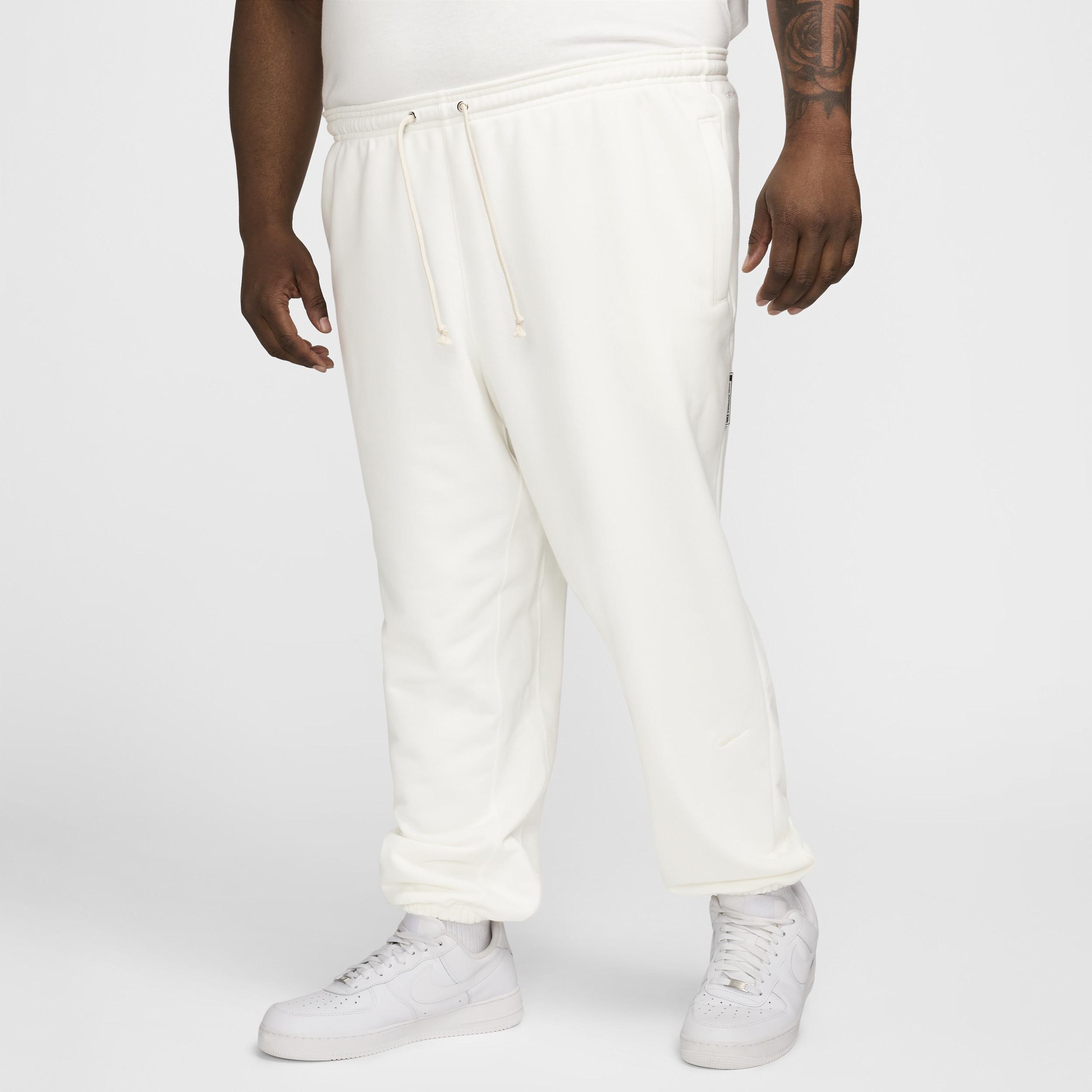 Nike Mens Standard Issue Dri-FIT Basketball Pants Product Image