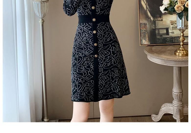 Long-Sleeve V-Neck Floral Knit Mini A-Line Dress Product Image