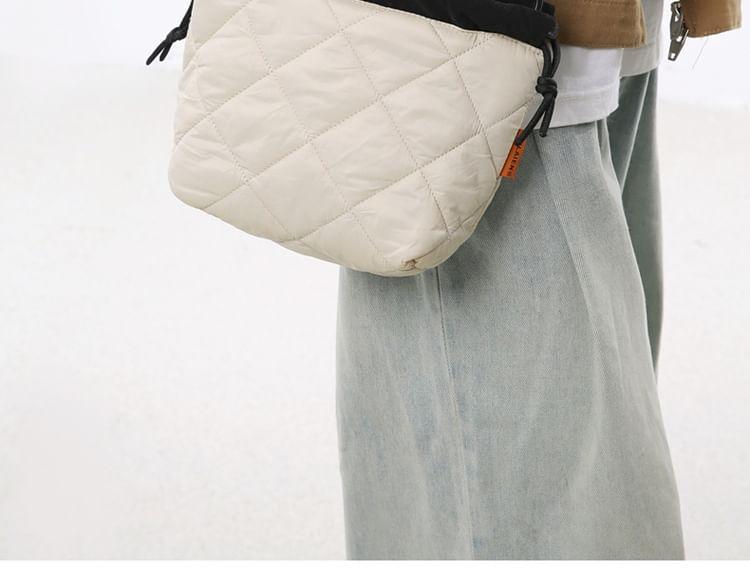 Quilted lain Crossbody Bag Product Image