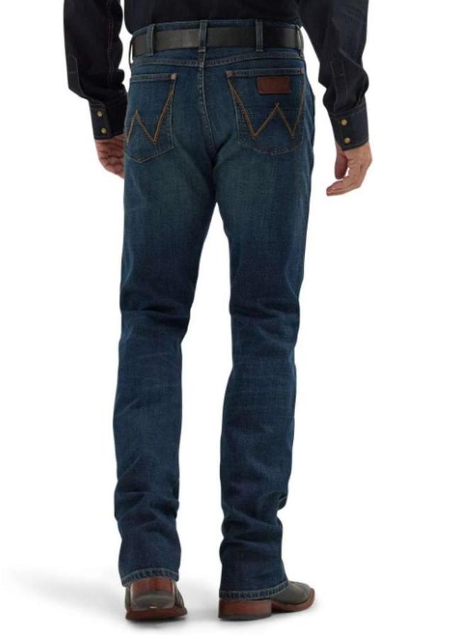 Wrangler Retro® Men's Hector Slim Boot Cut Jeans Product Image