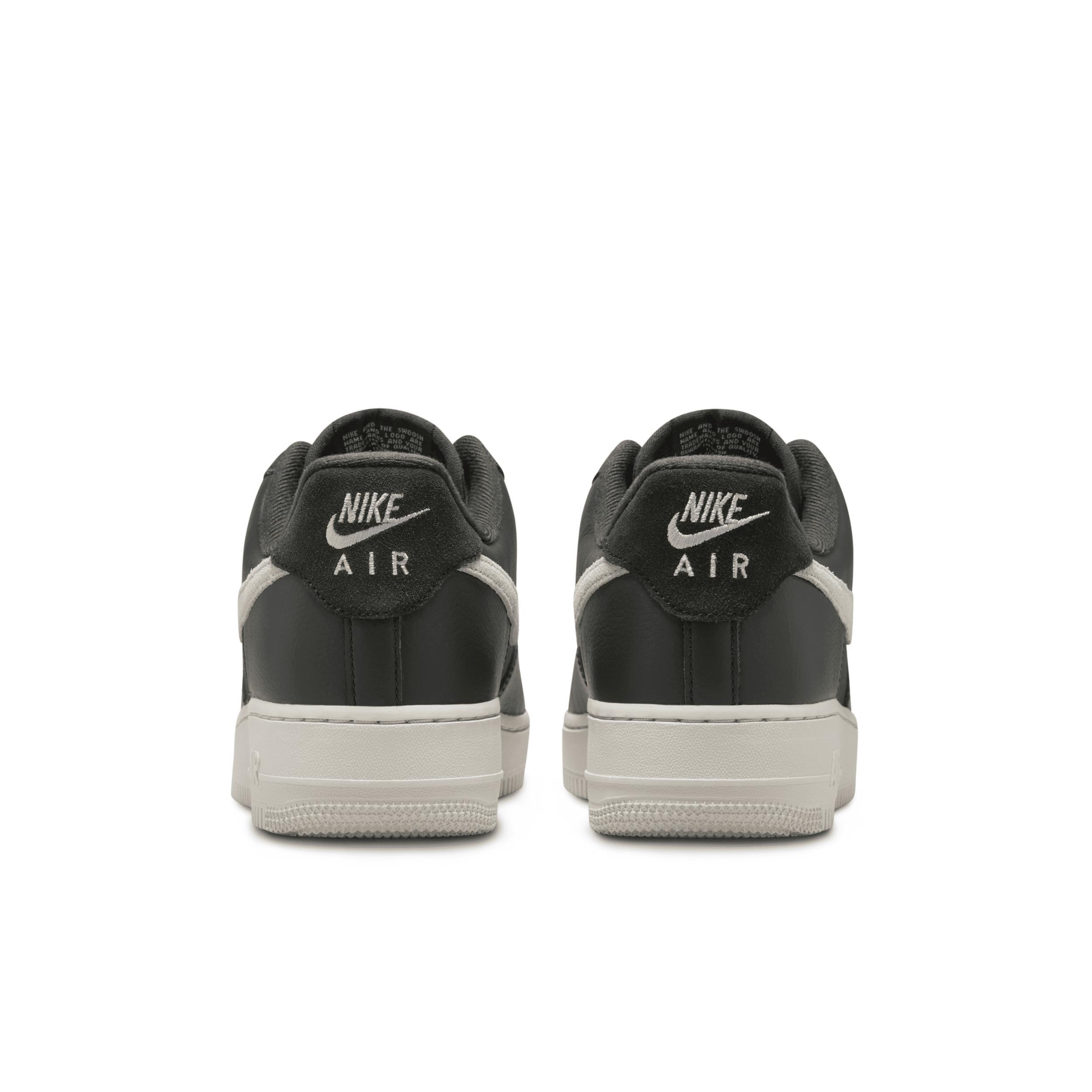 Nike Mens Air Force 1 07 LX NBHD Shoes Product Image