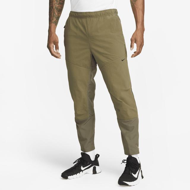 Nike Mens A.P.S. Dri-FIT ADV Woven Versatile Pants Product Image