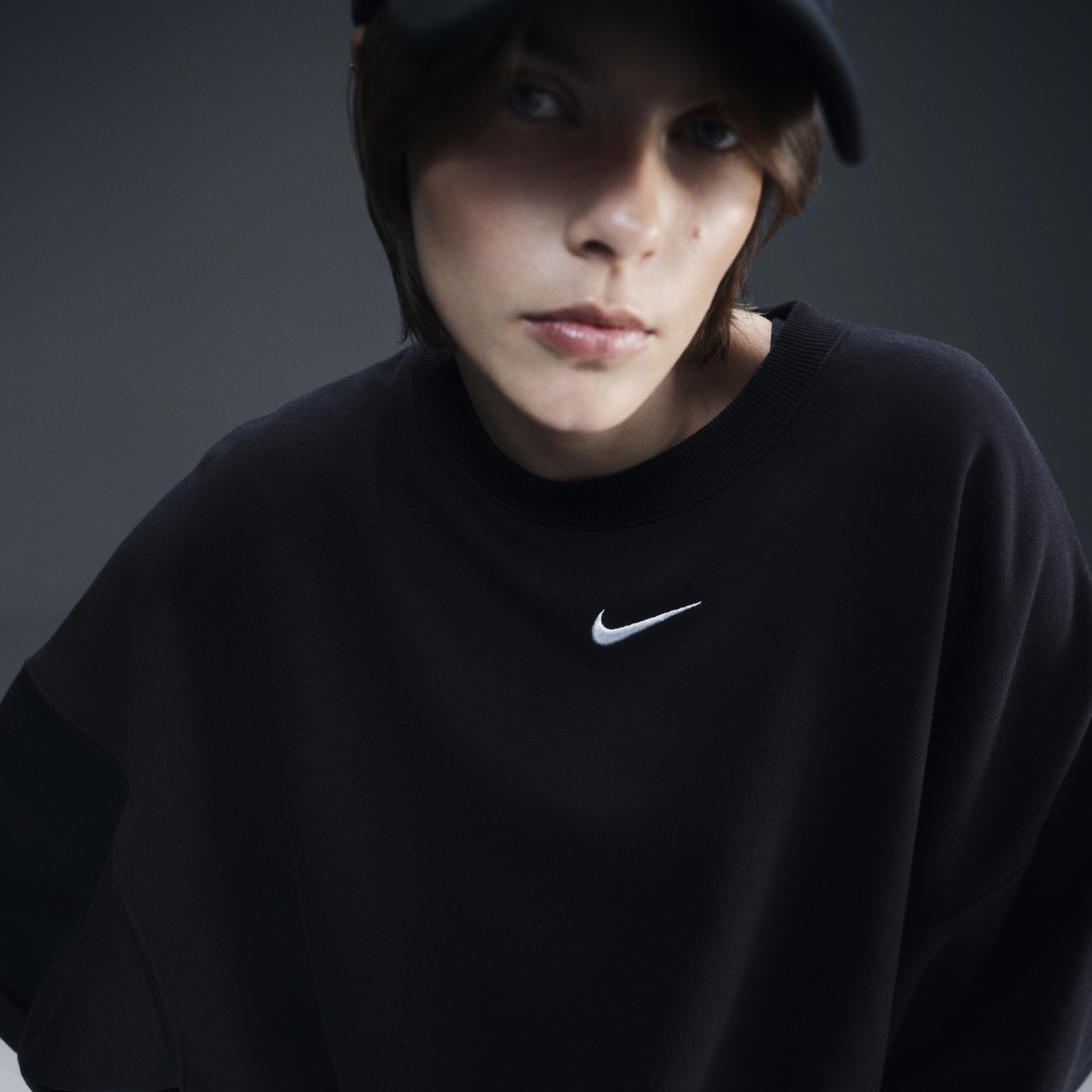 Nike Womens Nike NSW Style Fleece Crew OOS - Womens Product Image