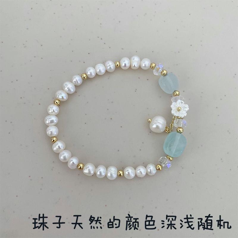 Flower Beaded Bracelet Product Image