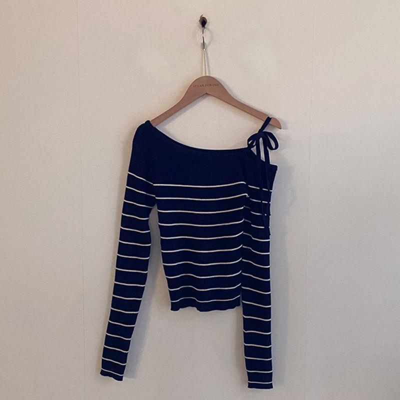 Long Sleeve Cold-Shoulder Tie-Strap Striped Slim-Fit Crop Knit Top Product Image