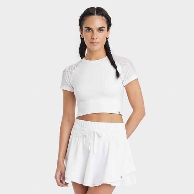 Womens Seamless Crop Short Sleeve Shirt - JoyLab White XS Product Image