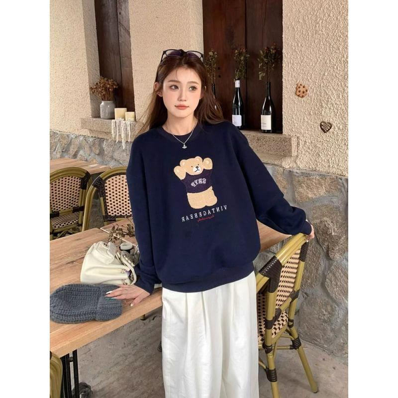 Long Sleeve Bear Embroidered Loose-Fit Sweatshirt Product Image