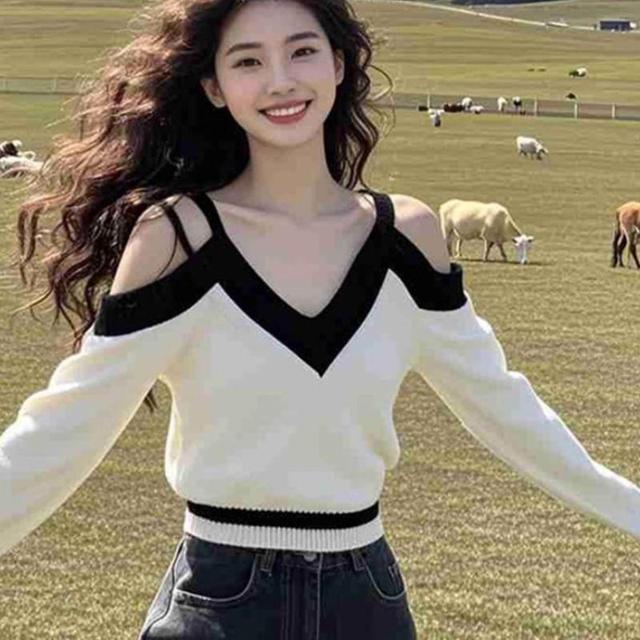 Cold Shoulder V-Neck Two Tone Sweater Product Image