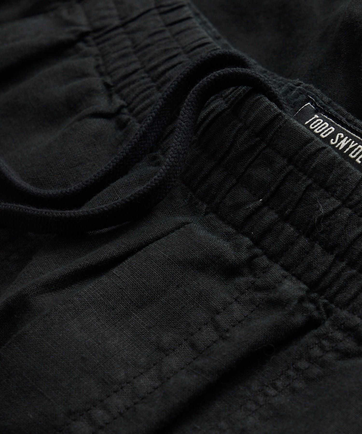 7" Italian Linen Beach Short in Pitch Black Product Image