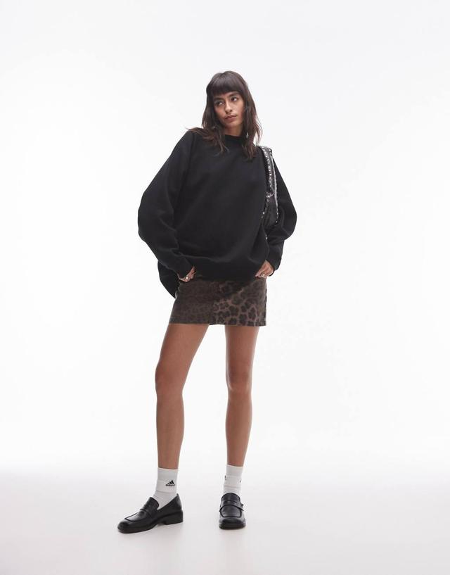 Topshop raglan oversized sweatshirt in black Product Image