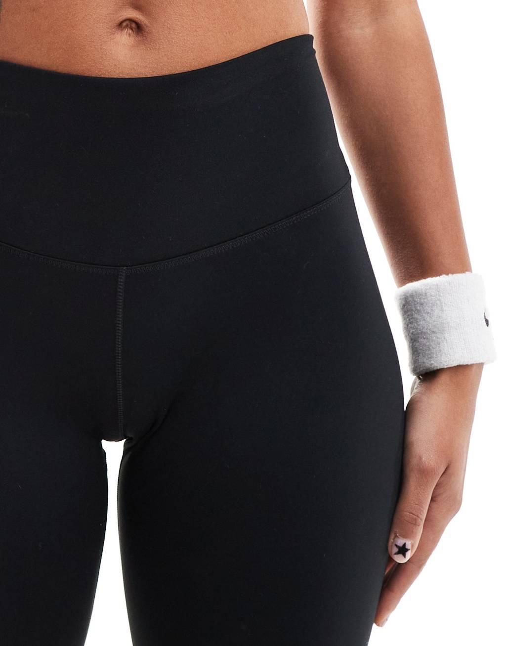 Nike One Dri-FIT high rise leggings in black Product Image